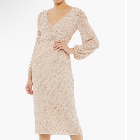 Mac Duggal Dresses & Skirts - Max Duggal Sequin Long Sleeve Cocktail Midi Dress